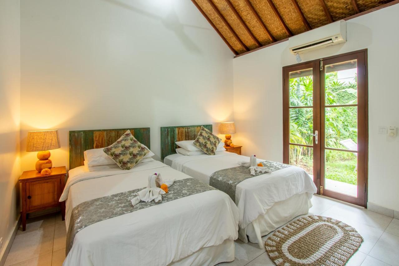 Rumi Villas Seminyak Esterno foto