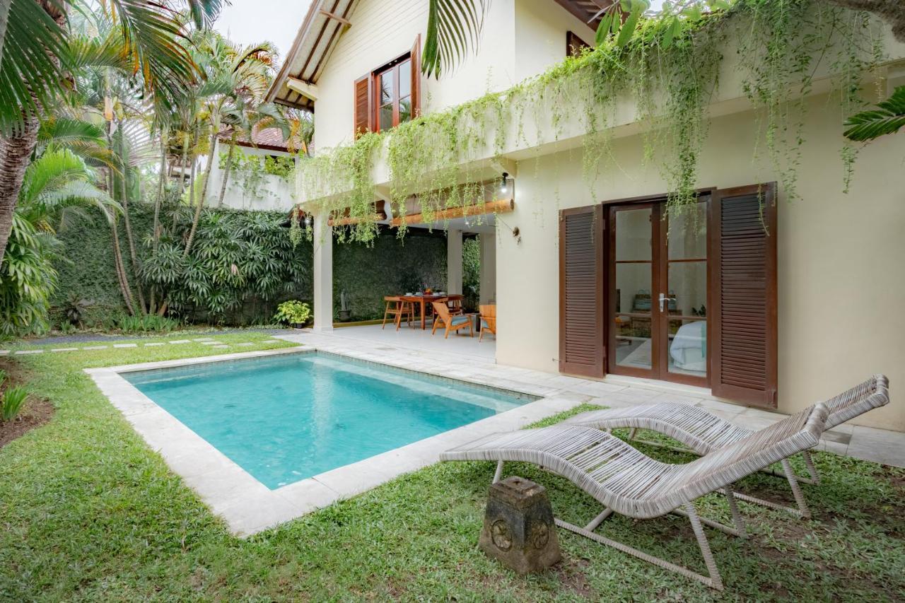 Rumi Villas Seminyak Esterno foto
