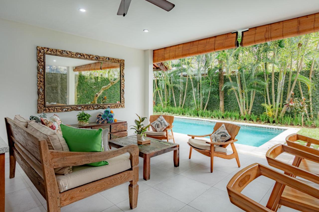 Rumi Villas Seminyak Esterno foto